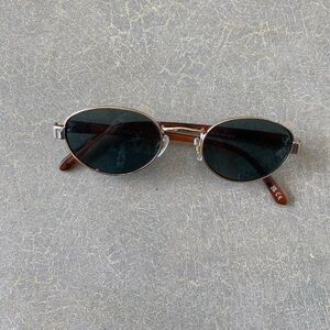 FRYE AND CO. Brown and Silver Sunglasses